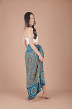 Load image into Gallery viewer, Sarong Scarf in Ocean Blue JK0038 020114 04