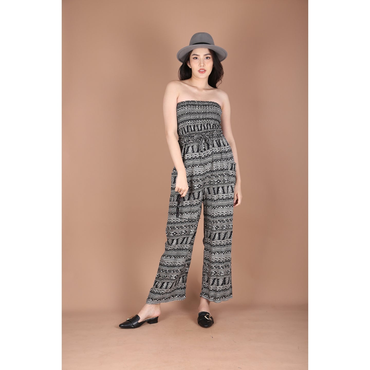 Abstract Lines Women's Jumpsuit Wide Legs Style with Belt in Black JP0099-020358-01