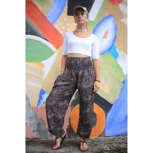 Load image into Gallery viewer, Paisley Mistery 16 Men/Women&#39;s harem pants in Black Gold PP0004 020016 10
