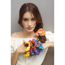 Load image into Gallery viewer, SPECIAL GIFT Scrunchies bundle - 12 packs ! AC0006