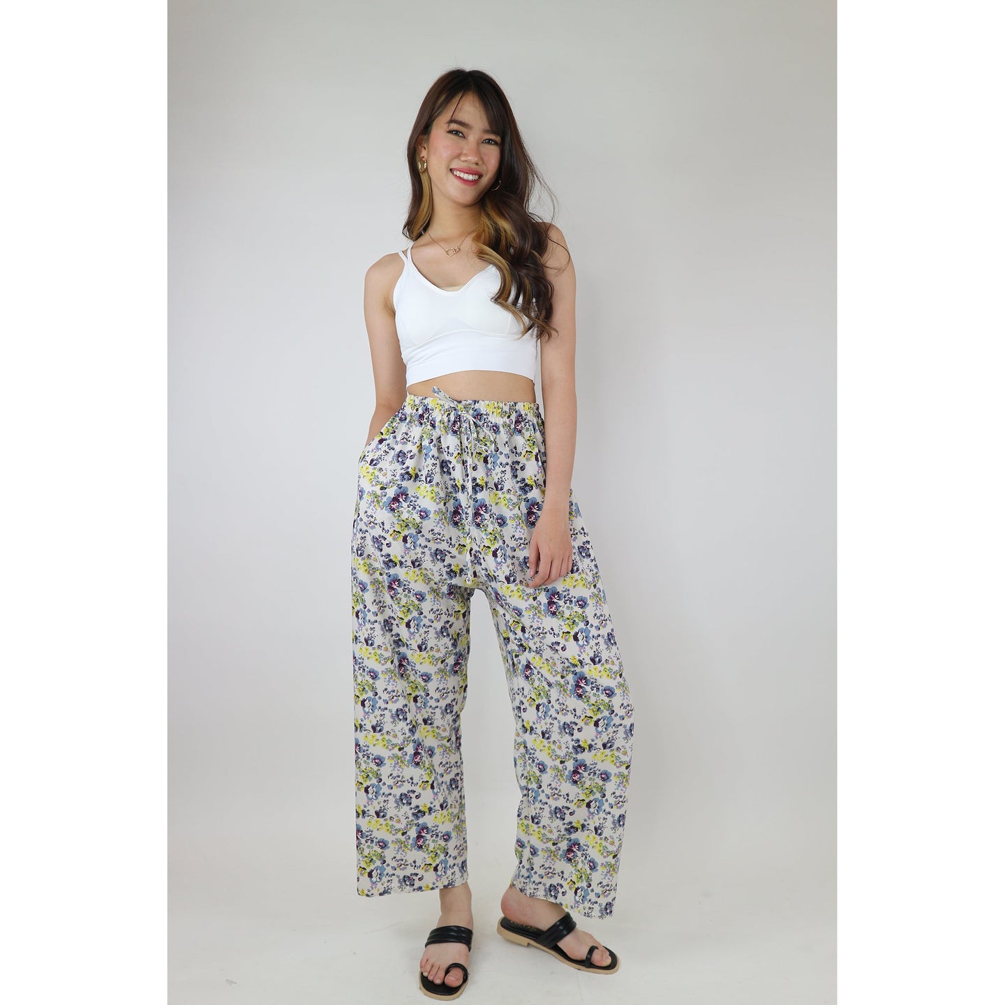 Daffodil Women's Lounge Drawstring Pants in White PP0216 130010 01