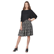 Load image into Gallery viewer, Flowers Women&#39;s Skirt in Black SK0090 020146 01