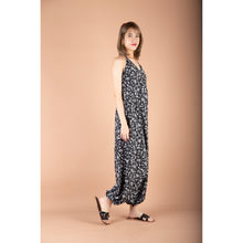 Load image into Gallery viewer, Daisy Women&#39;s Jumpsuit in Black JP0064 130001 01