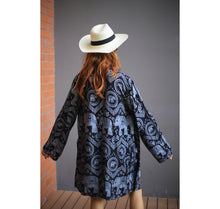 Load image into Gallery viewer, Elephant Circles Women Kimono in Black JK0020 020051 01