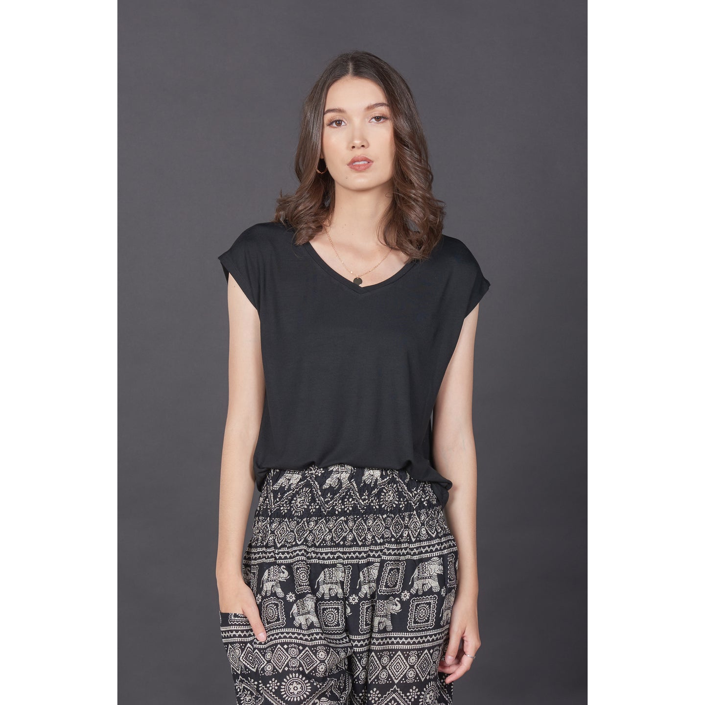 Solid Color Women's T-Shirt in Black SH0179 070000 10