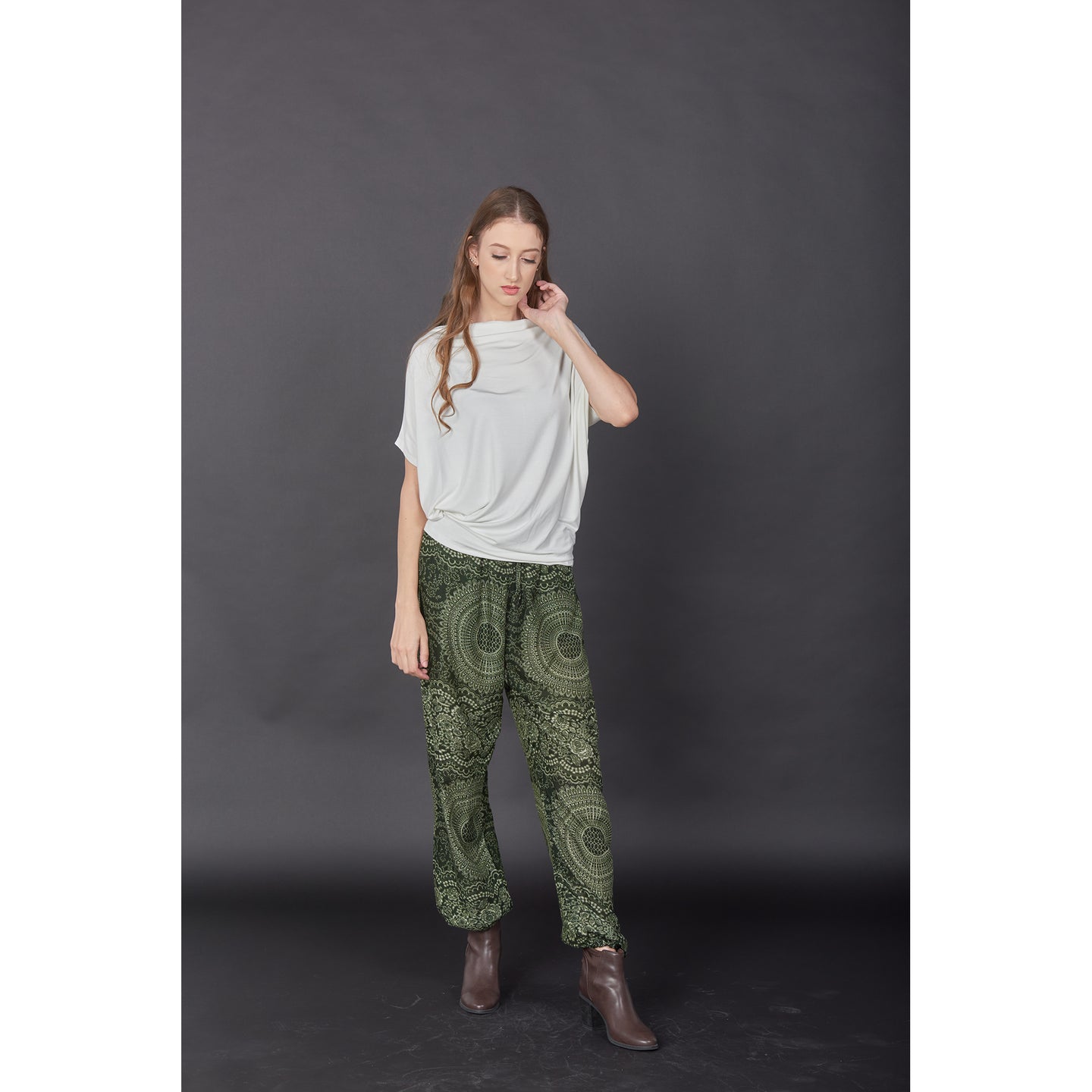 Monotone Mandala Unisex Drawstring Genie Pants in Green PP0110 020031 04