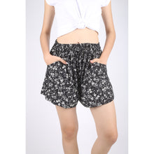 Load image into Gallery viewer, Daisy Women&#39;s Drawstring Short Pants in Black PP0315 130001 01