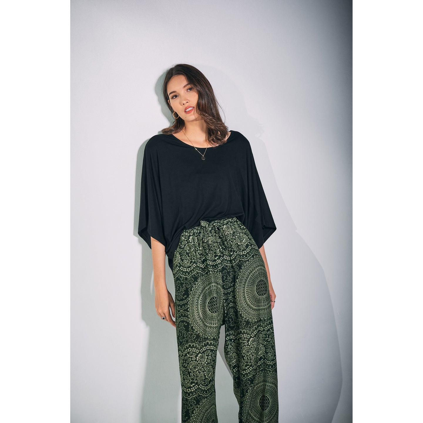 Solid Color Women's T-Shirt in Black SH0184 070000 10