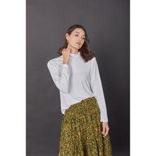 Load image into Gallery viewer, Solid Color Women&#39;s T-Shirt in White SH0192 070000 04
