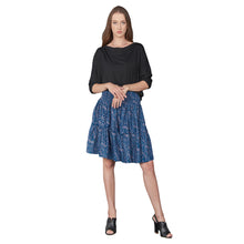 Load image into Gallery viewer, Flowers Women&#39;s Skirt in Blue SK0090 020150 01