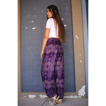 Load image into Gallery viewer, Paisley 133 women harem pants in Purple PP0004 020133 04